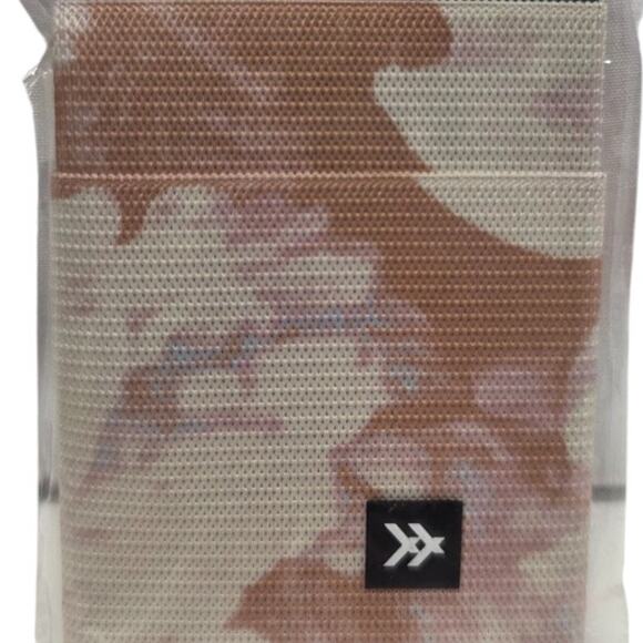 NEW Thread Wallets Jonie Elastic Mystery Card Holder Minimalist Wallet, Key Ring - Picture 5 of 6